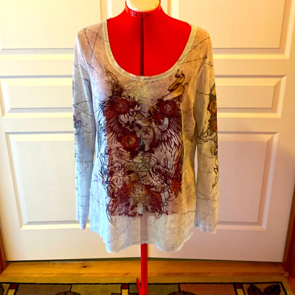 Light airy tunic top